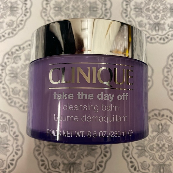 Clinique Take the day off cleansing balm. 8.5 oz - Picture 4 of 4